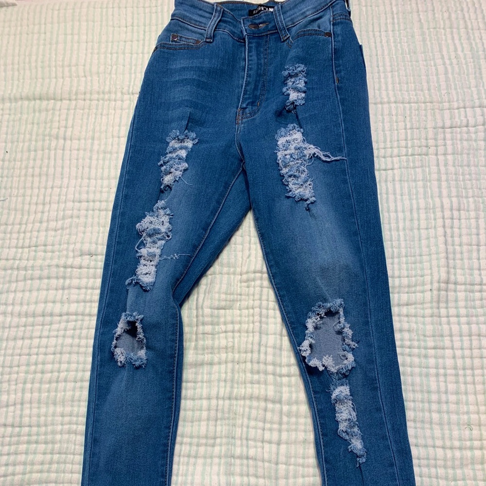 Blue skinny jeans from Fashion nova